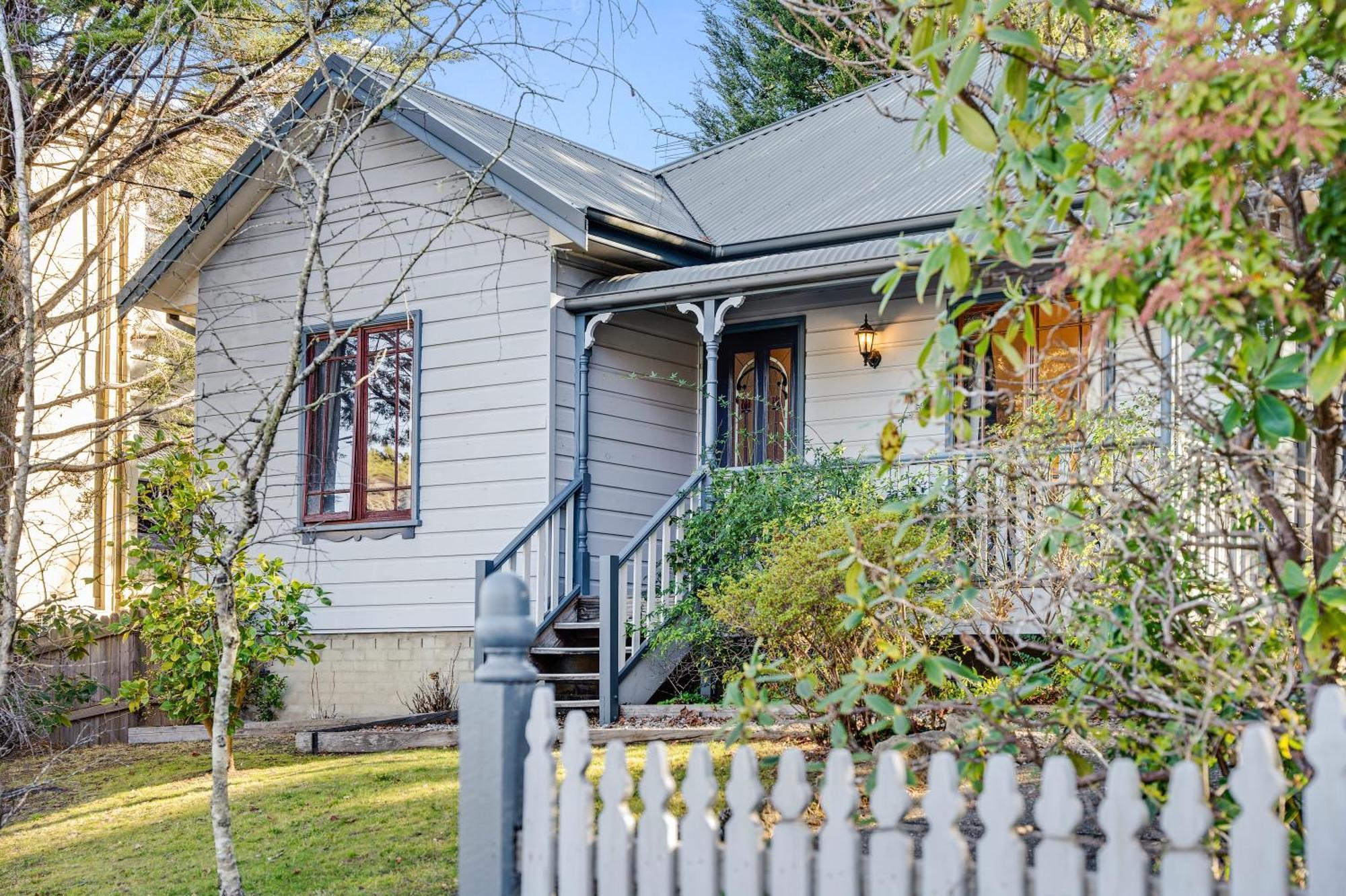 Whispering Pines Cottages Wentworth Falls Buitenkant foto