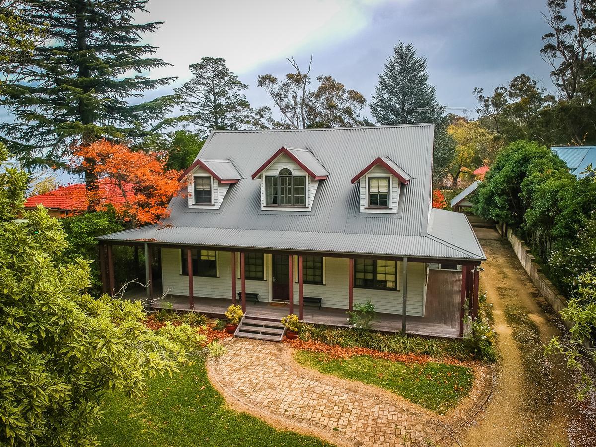 Whispering Pines Cottages Wentworth Falls Buitenkant foto