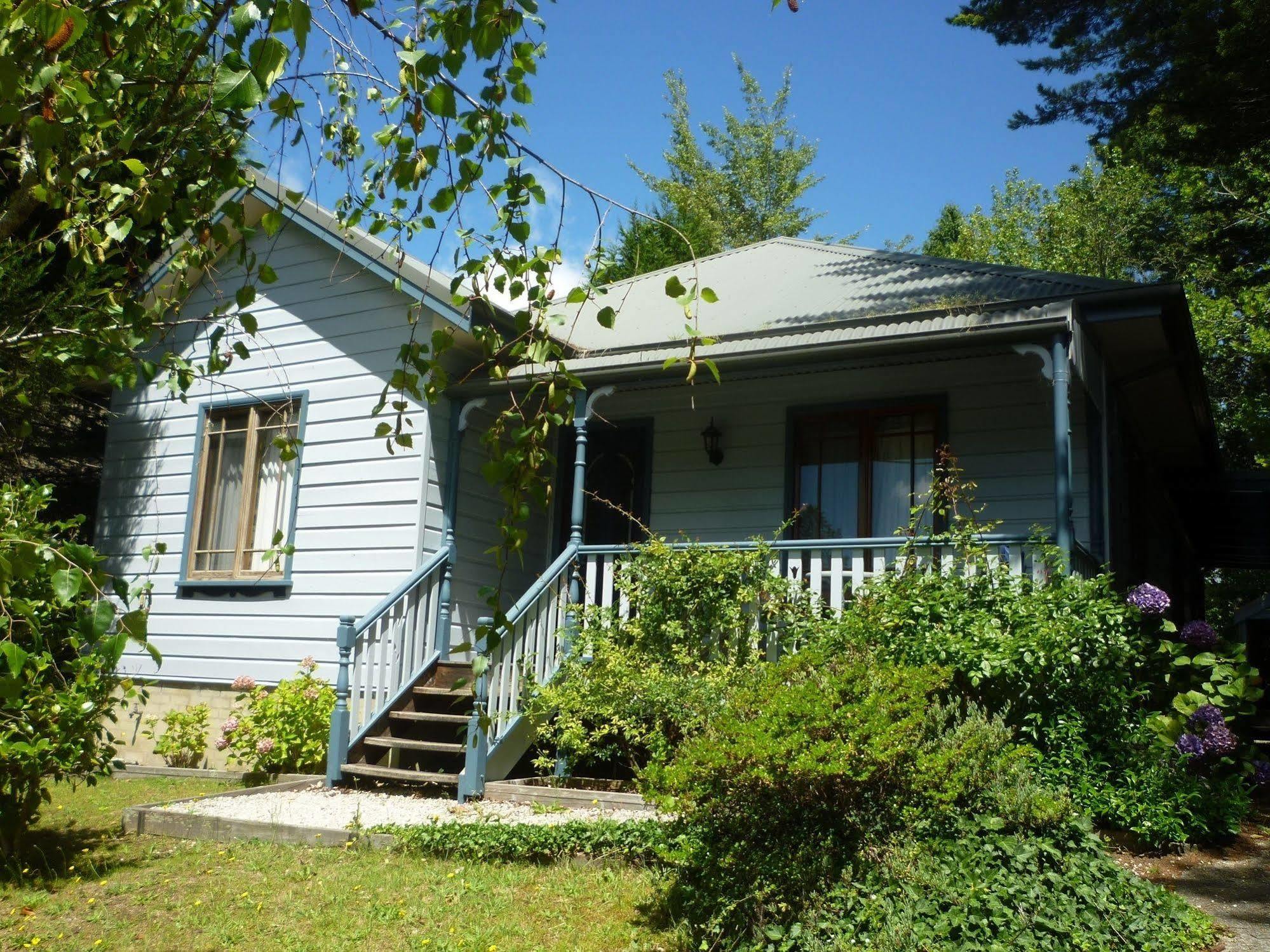 Whispering Pines Cottages Wentworth Falls Buitenkant foto