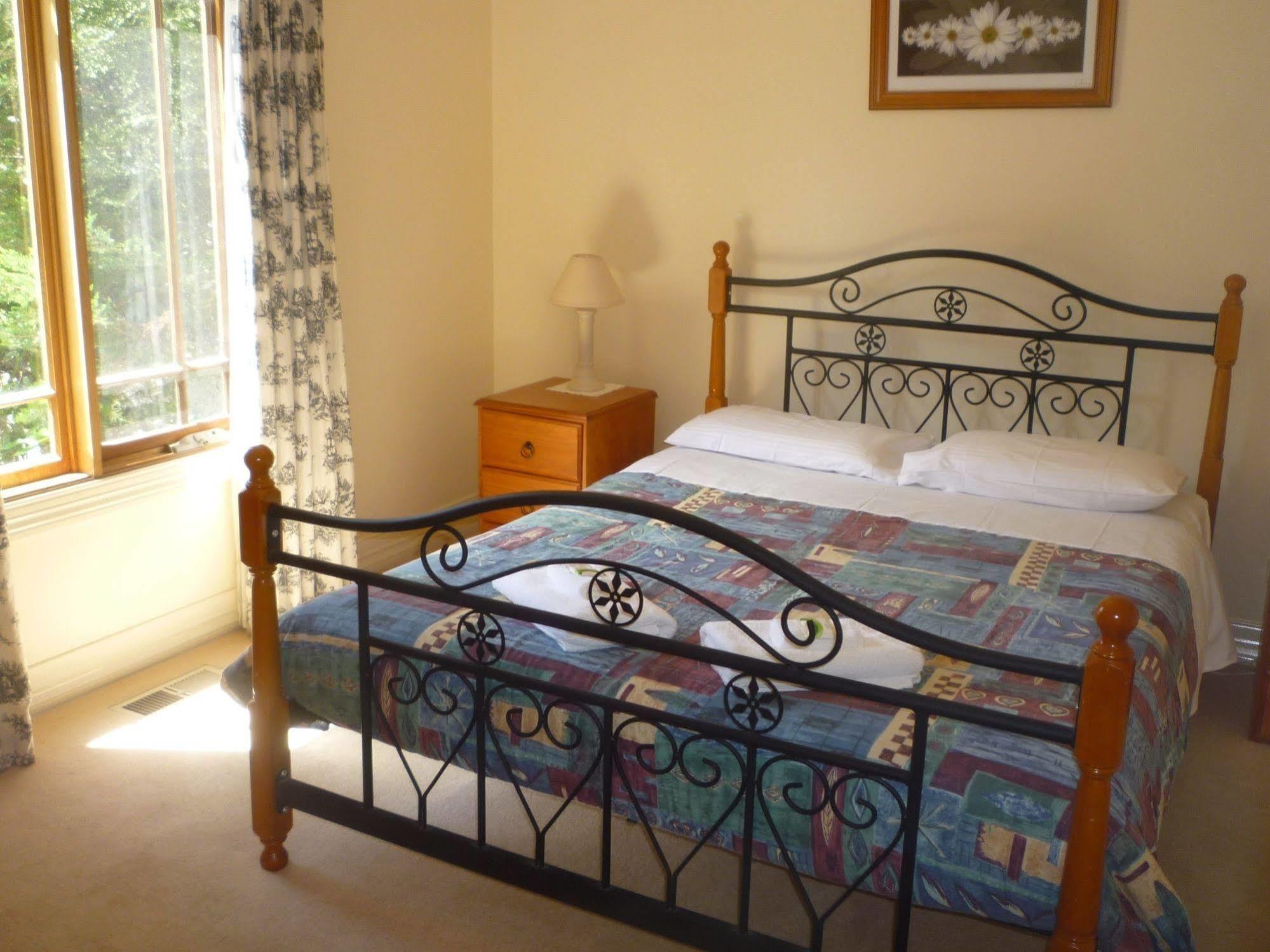 Whispering Pines Cottages Wentworth Falls Buitenkant foto